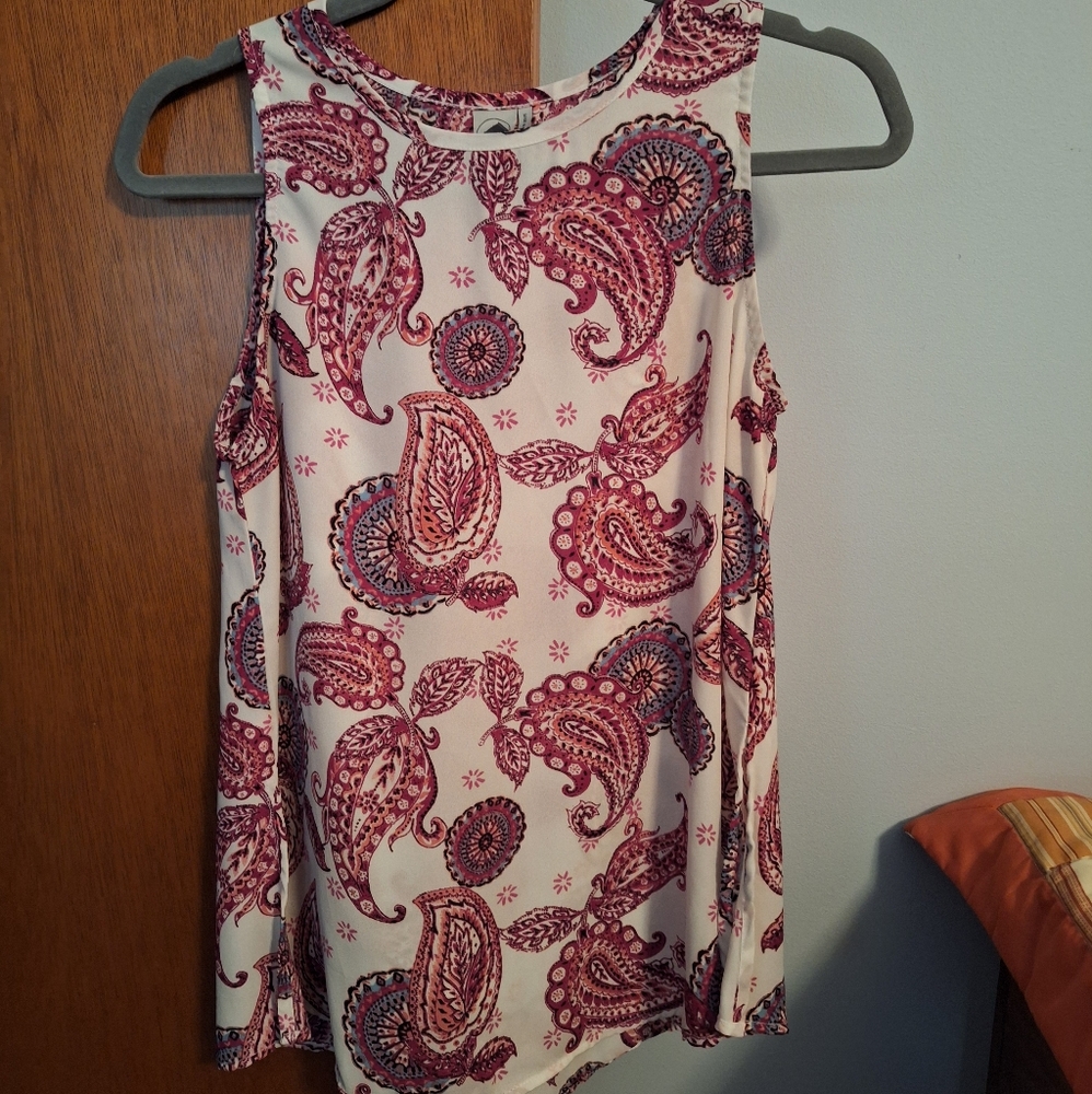 Final Price* Paper Crane Women's Paisley Print Sleeveless Top Size S